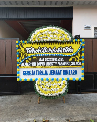 Papan Bunga Duka di Tanjung Kramat