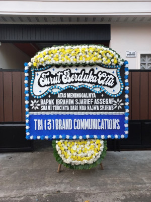 Papan Bunga Duka di Tanjung Kramat